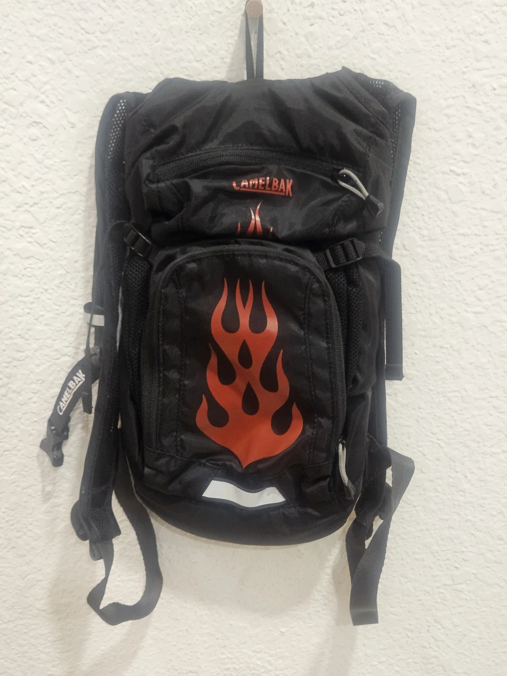 CamelBak Mini M.U.L.E. Kids Hydration Backpack Black Red Flames - NO RESERVOIR